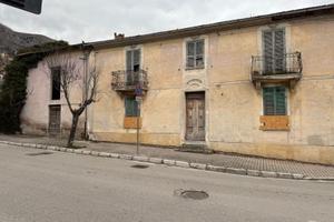 Terreno e fabbricato a Celano(AQ)
