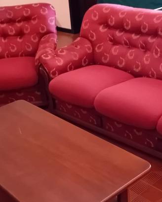 Salotto completo 4 pezzi: € 250 trattabili