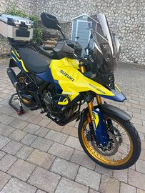 SUZUKI VSTROM 800