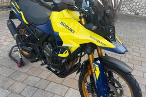 SUZUKI VSTROM 800