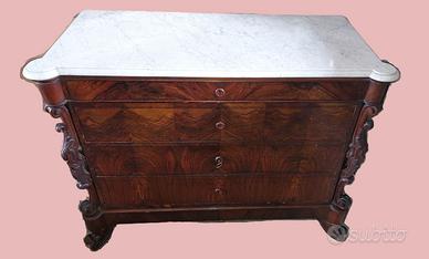 Cassettone in noce e marmo carrara