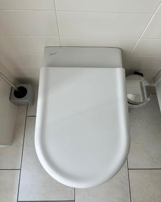 coppia di sanitari dolomite, rubinetto nuovo