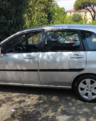 Suzuki Liana 1.6 4x4