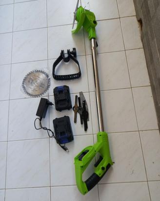 TAGLIAERBA A BATTERIA