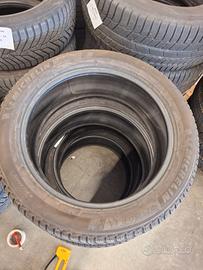 A501 - PNEUMATICI INVERNALI 225/50 R19