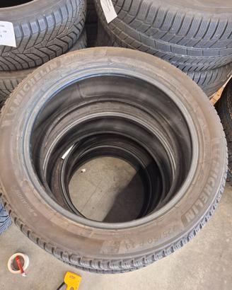 A501 - PNEUMATICI INVERNALI 225/50 R19