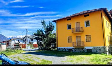 Casa singola giardino