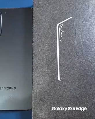 Samsung s25 edge  da 256 .....scambi 