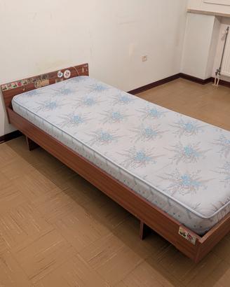 Cameretta letto-rete-armadio-materasso