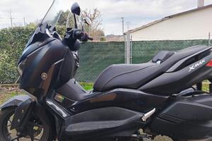 SCOOTER X-MAX 300 IRONMAX BLACK