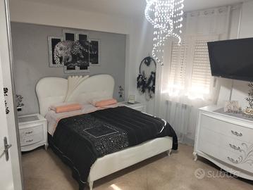 Camera da letto completa 