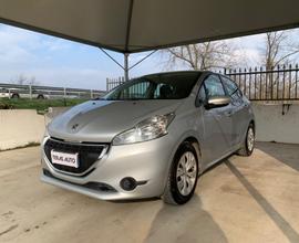 PEUGEOT 208 1.0 VTi 68 CV 5 porte OK NEOPATENTAT