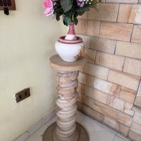 Capitello in pietra arenaria