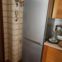 Frigorifero semi nuovo