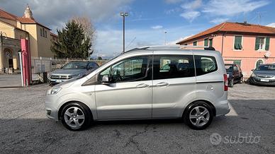 Ford Tourneo Courier 1.5 TDCI 95 CV Titanium