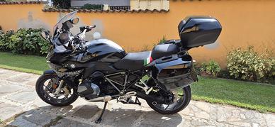 BMW R1250RS triple black perfetta Full-optional