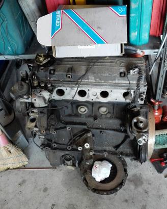 Motore MercedesW124 benzina