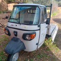 Ape Piaggio Classic 400