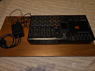   mini studio registratore 4 tracce Tascam