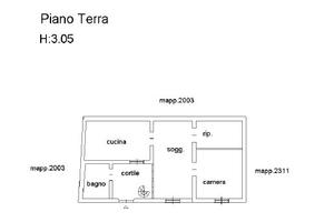Ampio trivano con potenziale terrazza sovrastante