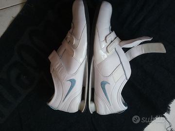 SNEAKERS NIKE IN PELLE BIANCA