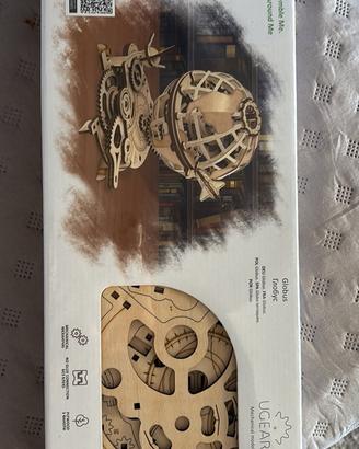 UGEARS globo da assemblare nuovo