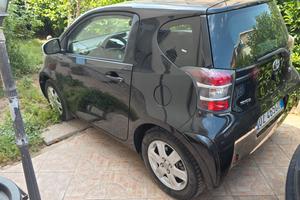 Toyota IQ perfetta in tutto NON TRATTABILE 
