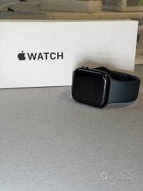 Apple Watch SE (2 gen) cassa 44 mm
