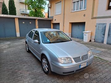 VW BORA 1.6 BENZINA