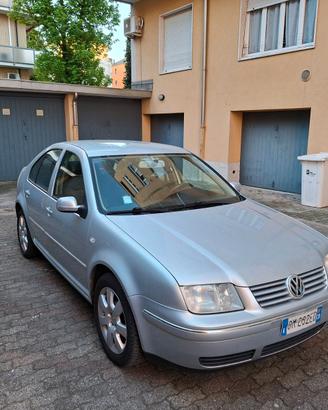 VW BORA 1.6 BENZINA