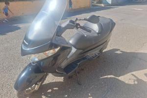 Scooter Burgman 200