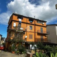 4 LOCALI A CORIGLIANO-ROSSANO
