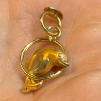 Pendente delfino in oro giallo