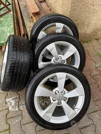 Gomme+cerchi in lega  215//45/16 audi