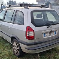 Opel Zafira Autocarro