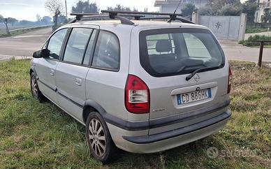 Opel Zafira Autocarro
