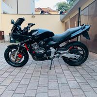 Honda hornet S 600