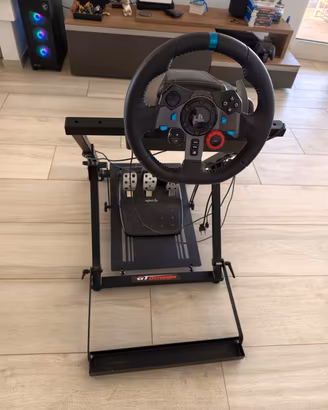 Volante Logitech g29 + postazione ps5 e pc