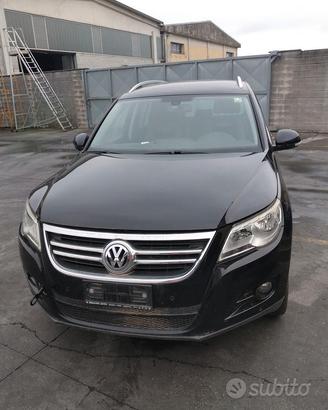 Volkswagen Tiguan 2010 1.4 benzina demolito ricamb