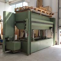 Pressa oleodinamica Manni funzionante revisionata