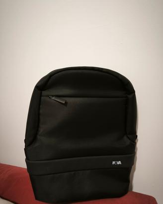 zaino Nava  per computer /tablet nuovo 35 euro