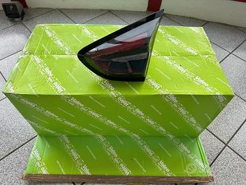 Faro interno post. dx  FORD PUMA dal 2020