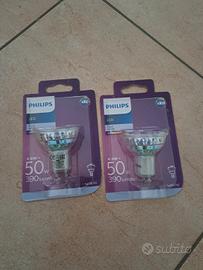 2 faretti led Philips