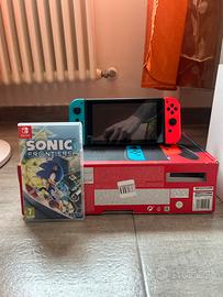 Nintendo Switch V2 completa+sonic e custodia