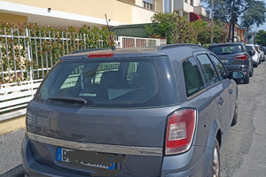 Opel Astra SW dell 2007