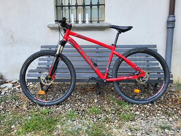 Bici Rockrider B-Twin ST540