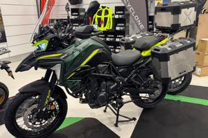 Benelli TRK 702 X!! CON TRIS DI VALIGIE IN ALLUMIN