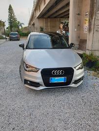 AUDI A1 SPORTBACK 1.6 TDI 90 CV CAMBIO AUTOMATICO