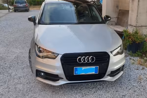 AUDI A1 SPORTBACK 1.6 TDI 90 CV CAMBIO AUTOMATICO