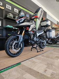 Benelli TRK 902 EXPLORER (TRIS DI VALIGIE INCLUSE)